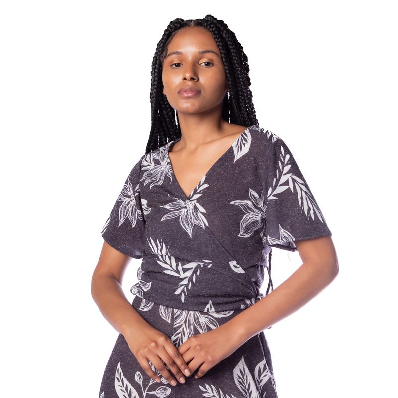 blusa-feminina-olho-fatal-transpassada-601148-sunset-black-10.26334-A