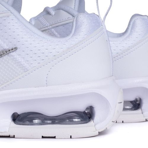 Tênis Feminino Nike Air Max INTRLK Lite Branco/prata