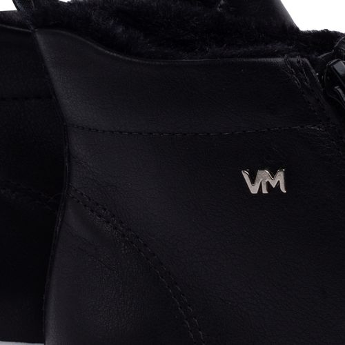 Tênis Feminino Via Marte Cano Médio com Pelo Preto