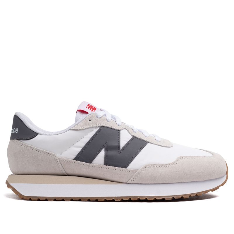 New balance bege hot sale masculino