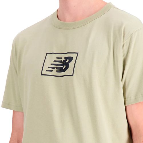 Camiseta Masculina New Balance Essentials Logo Verde Claro