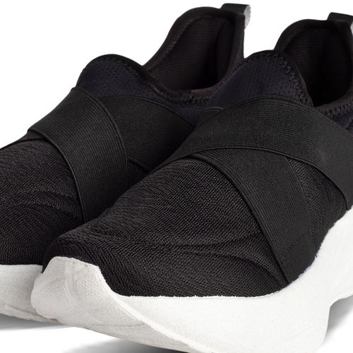 Tenis Feminino Olympikus Flora Preto