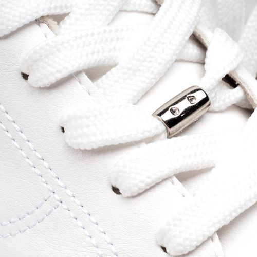 Tênis Feminino Via Marte com Pingente no Cadarço Branco