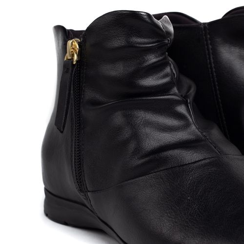 Bota Feminina Comfortflex Cano Curto Franzido Preto