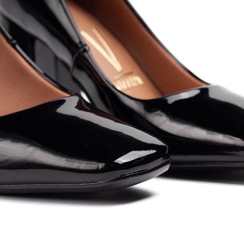 Sapato Feminino Vizzano Verniz Salto Bloco Preto
