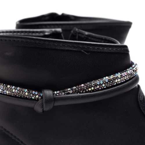 Bota Feminina Beira Rio Cano Curto com Detalhe Strass Preto