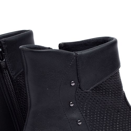 Bota Feminina Piccadily Cano Curto Preto
