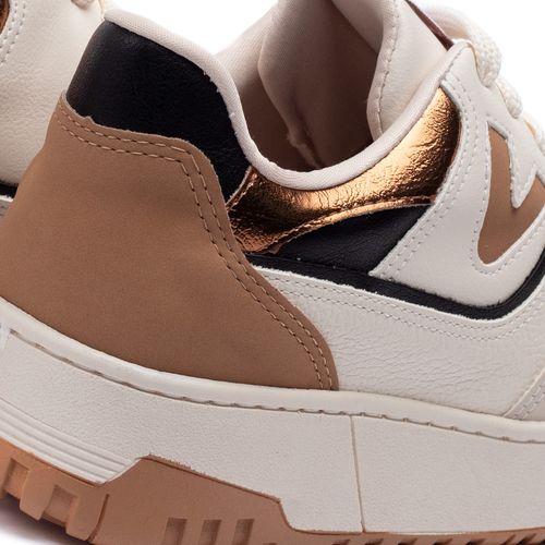 Tênis Feminino Via Marte Flatform com Recortes Bege