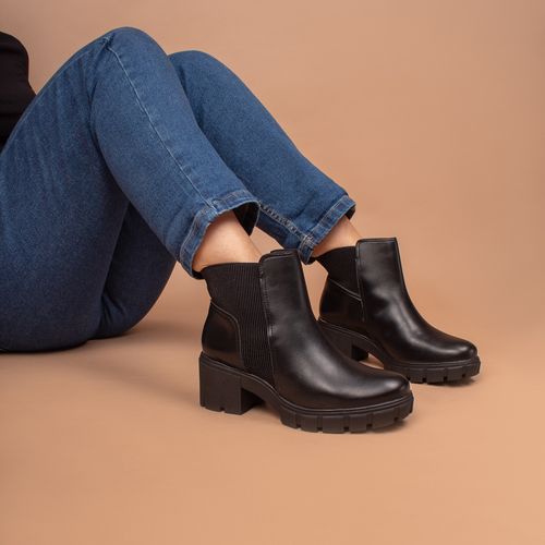 Bota Feminina Via Marte Tratorada Chelsea Preto