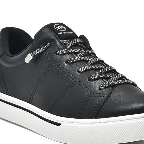 Tênis Feminino Via Marte com Cadarço Brilhoso Preto