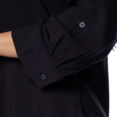 Camisa Feminina The Style Box Alongada em Viscose Preto