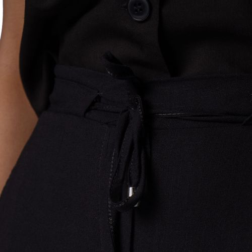 Calça Feminina Giraffe em Viscose Reta com Cordão Preto
