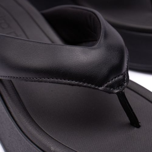 Chinelo Feminino Beira Rio Flatform Tira de Dedo Larga Preto