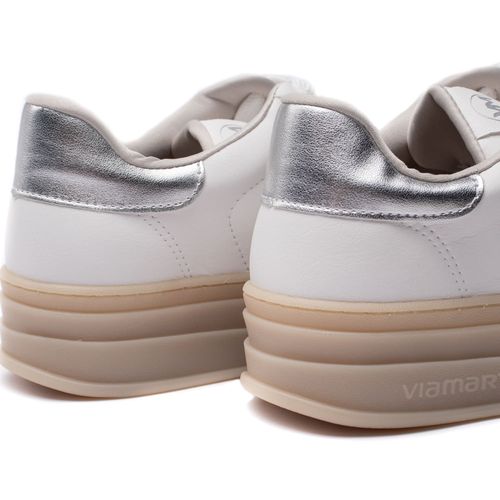 Tênis Feminino Via Marte Recortes Laterais Platforma Branco/prata