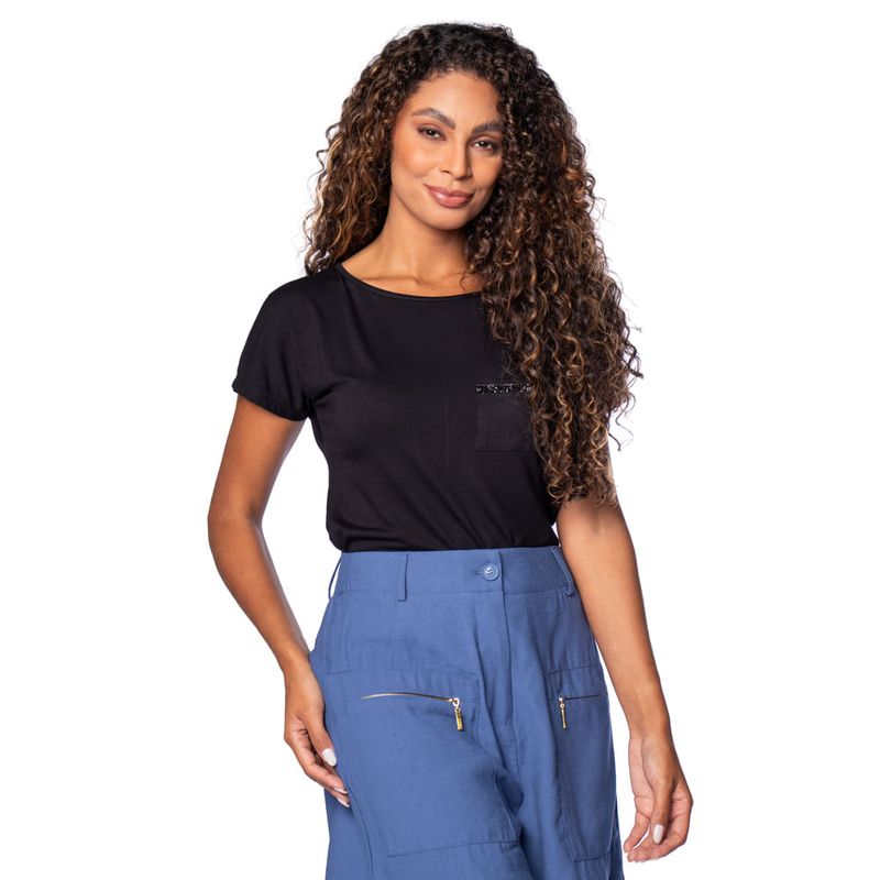 t-shirt-feminina-fore-com-bolso-brilho-80317-preto-10.40058-a