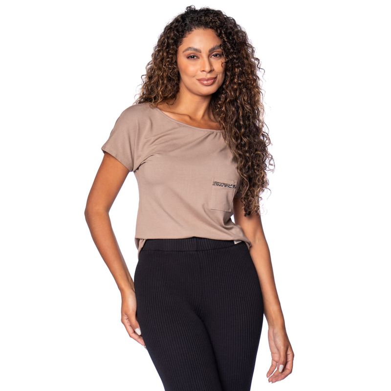 t-shirt-feminina-fore-com-bolso-brilho-80317-marrom-claro-10.40059-a