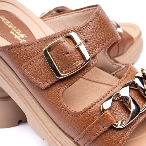 Tamanco Feminino Pegada Aurora com Fivela e Corrente Marrom