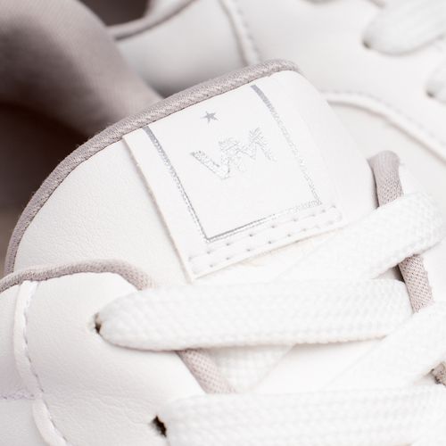 Tênis Feminino Via Marte Detalhe Lateral Branco/preto