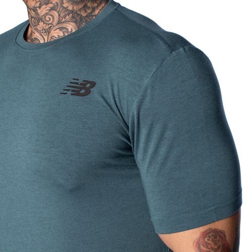 Camiseta Masculina New Balance Tenacity Logo Verde