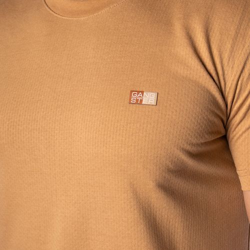 Camiseta Masculina Gangster Manga Curta Com Textura Caramelo
