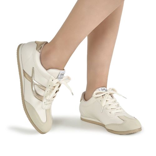 Tênis Feminino Via Marte com Detalhes Metalizados Off White