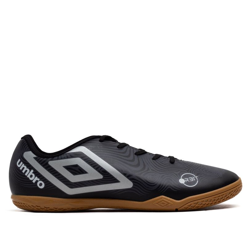 chuteira-umbro-futsal-orbit-u01fb00152-182-pr-czb-10.31320-a
