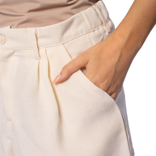 Short Feminino The Style Box de Alfaiataria Off White