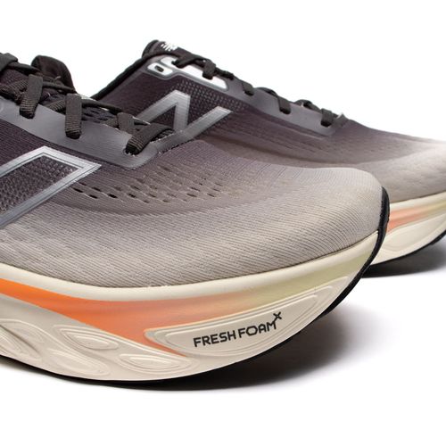 Tênis Masculino New Balance Fresh Foam 1080 V14 Preto/branco