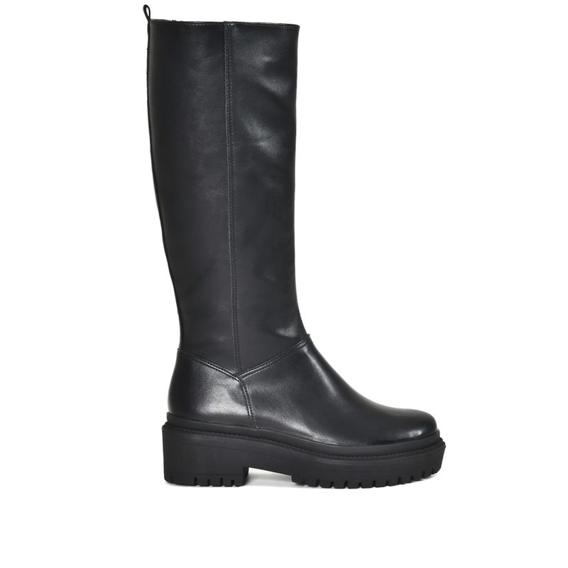 bota-feminina-via-marte-montaria-tratorada-005-002-01-preto-10.44305-a.jpg