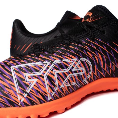Chuteira Society Puma Future 8 Play Preto/Laranja Neon