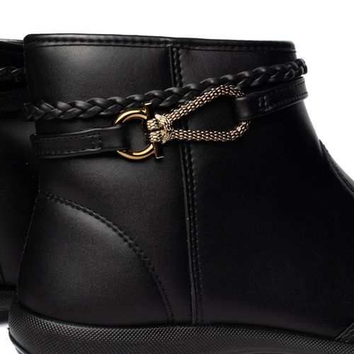 Bota Feminina Moleca Cano Curto Napa Preto