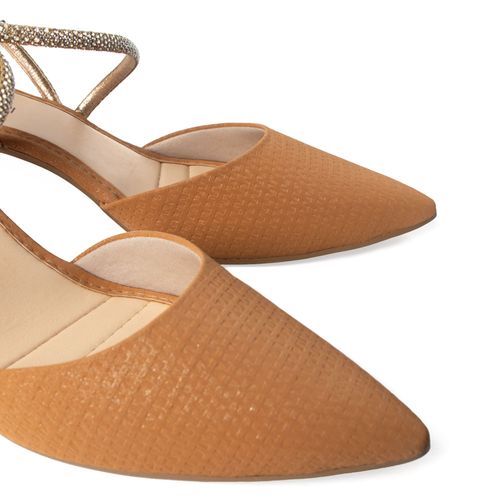Sapato Mississipi  Salto Baixo Bico Fino Tramado Caramelo