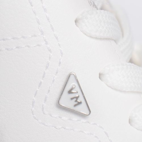 Tênis Feminino Via Marte com Pingentes Strass Branco