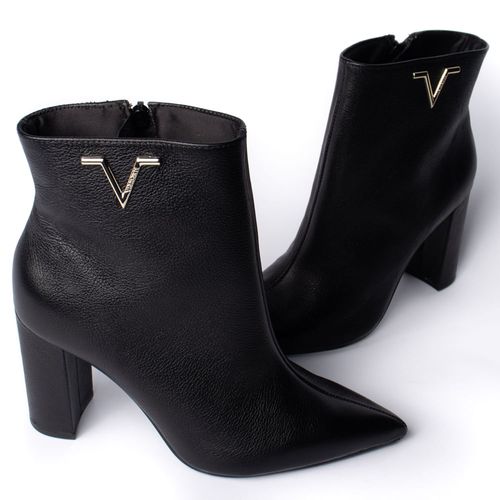 Bota Feminina Via Marte Cano Curto Couro Preto