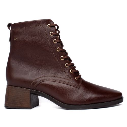 Bota Feminina Pegada em Couro com Cadarço Marrom