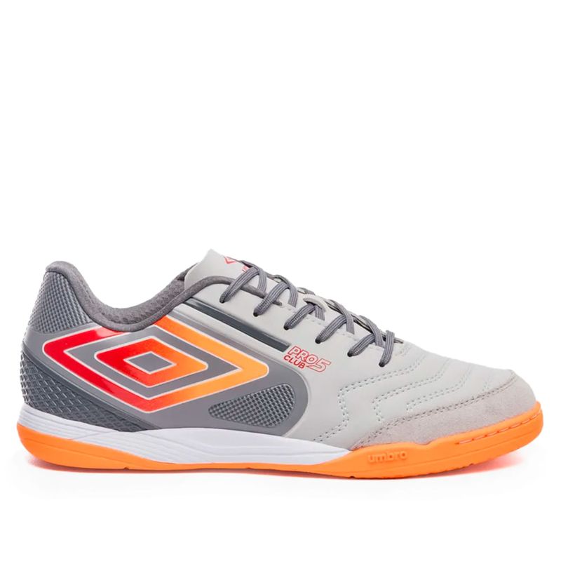 chuteira-unissex-umbro-u01fb042-886-pro-5-bump-club-preto-grafite-laranja-10-45553-a.jpg