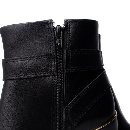 Bota Feminina Tanara Couro Fivela Salto Metal Preto