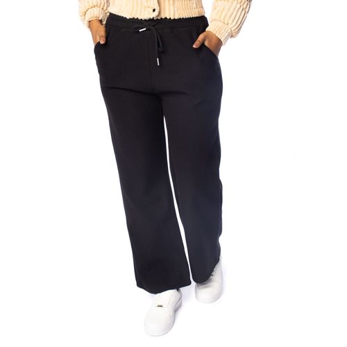 Calça Feminina Facinelli Reta Cotelê Bolsos Preto