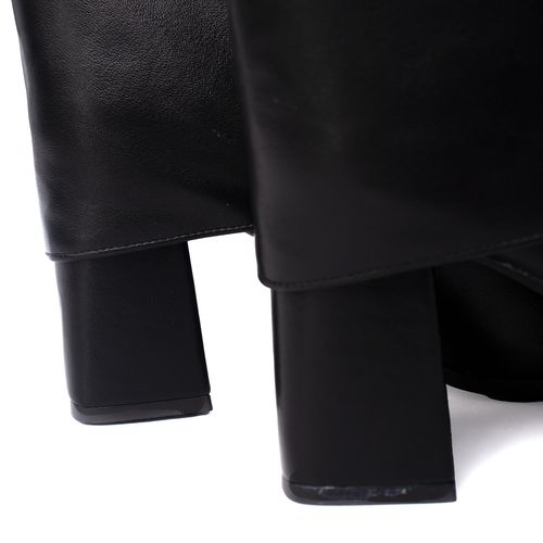 Bota Feminina Via Marte Cano Médio Salto Alto Preto
