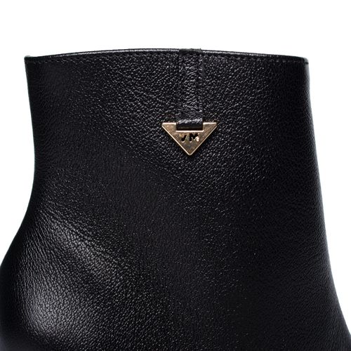 Bota Feminina Via Marte Couro Bico Fino Preto