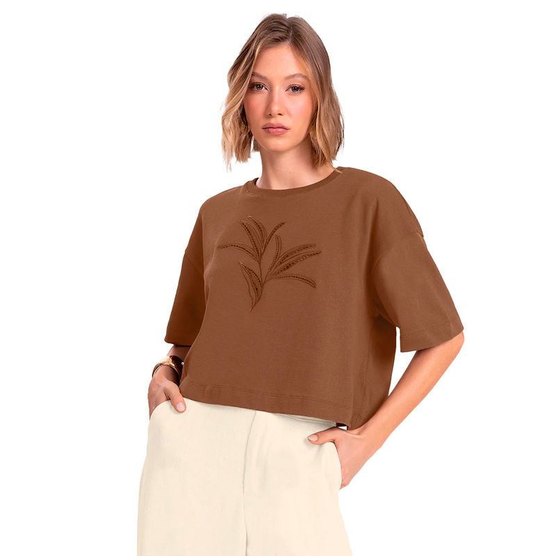 tshirt-feminina-endless-manga-curta-bordado-e15643-1928-marrom-10.47001-a
