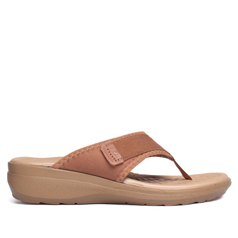 chinelo-feminino-pegada-232751-04-tecido-salto-anabela-bege-escuro-10.48289-a