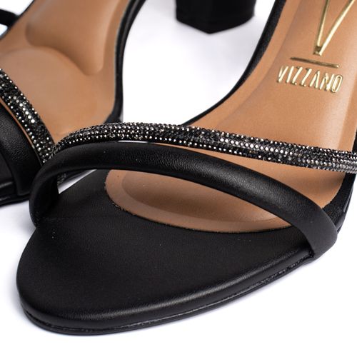 Sandália Feminina Vizzano Salto Grosso com Tira de Strass Preto