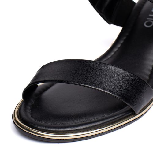 Sandália Feminina Beira Rio Elástico Preto