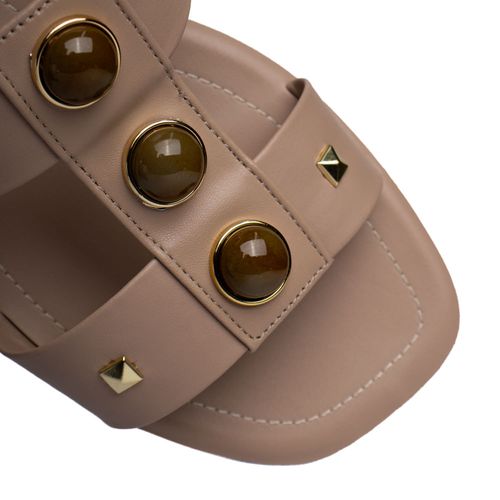 Rasteira Feminina Via Scarpa Aplicações Bege Médio