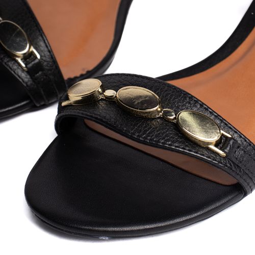 Sandália Feminina Bottero Salto Bloco Detalhe Metal Preto