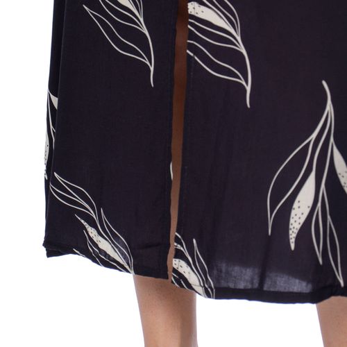 Saia Midi Feminina Giraffe Estampa Folhas com Fenda Preto