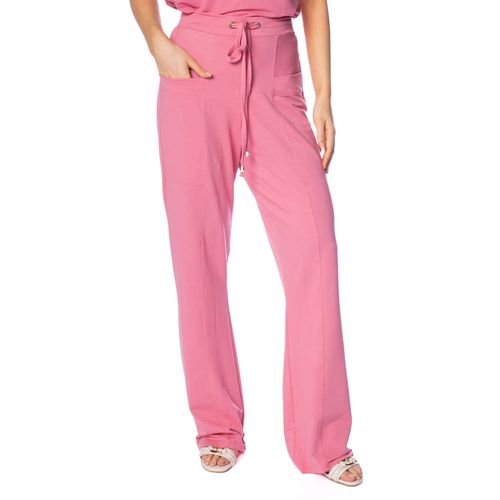 Calça Feminina Giraffe Reta em Tecido Bolsos Quadrados Rosa