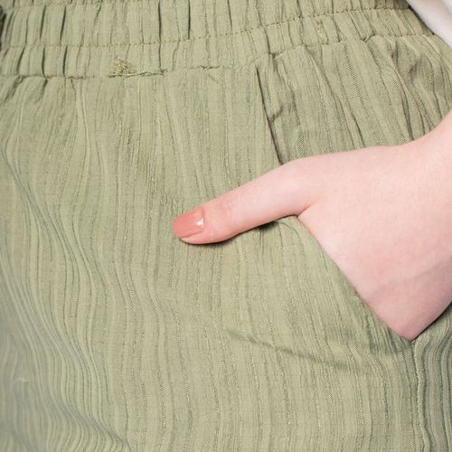 Calça Feminina The Style Box Wide Leg Textura Listras Verde