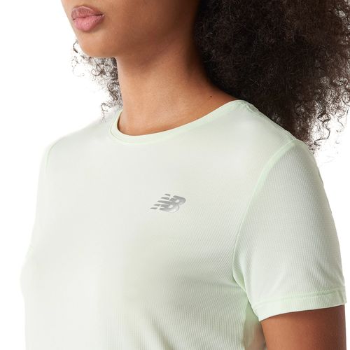 Camiseta Feminina New Balance Sport Essentials Verde